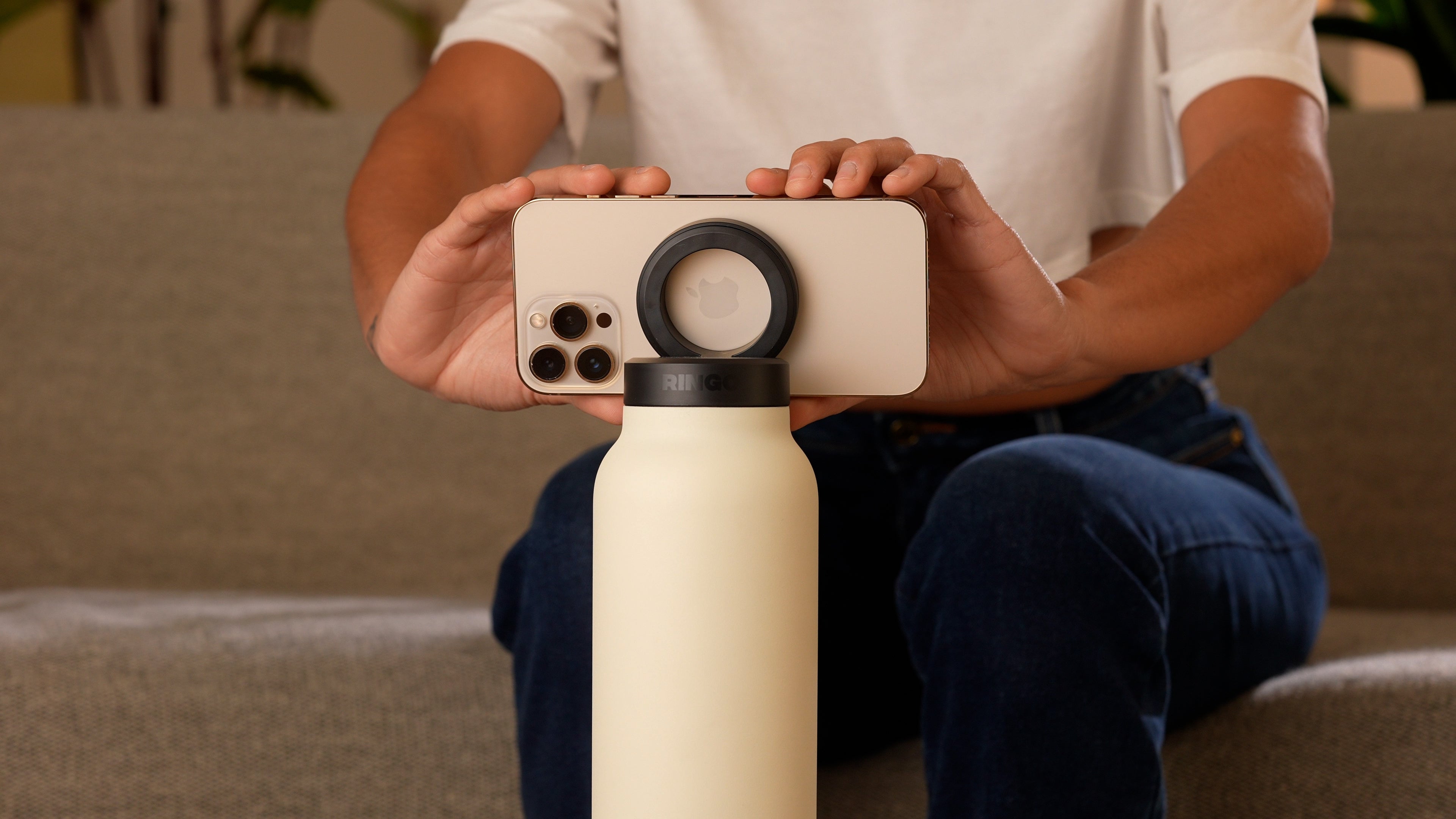 Ringo Pro MagSafe water bottle and phone tripod